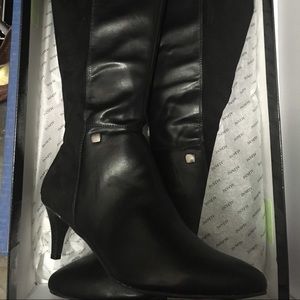 Knee high leather boots-Size 11